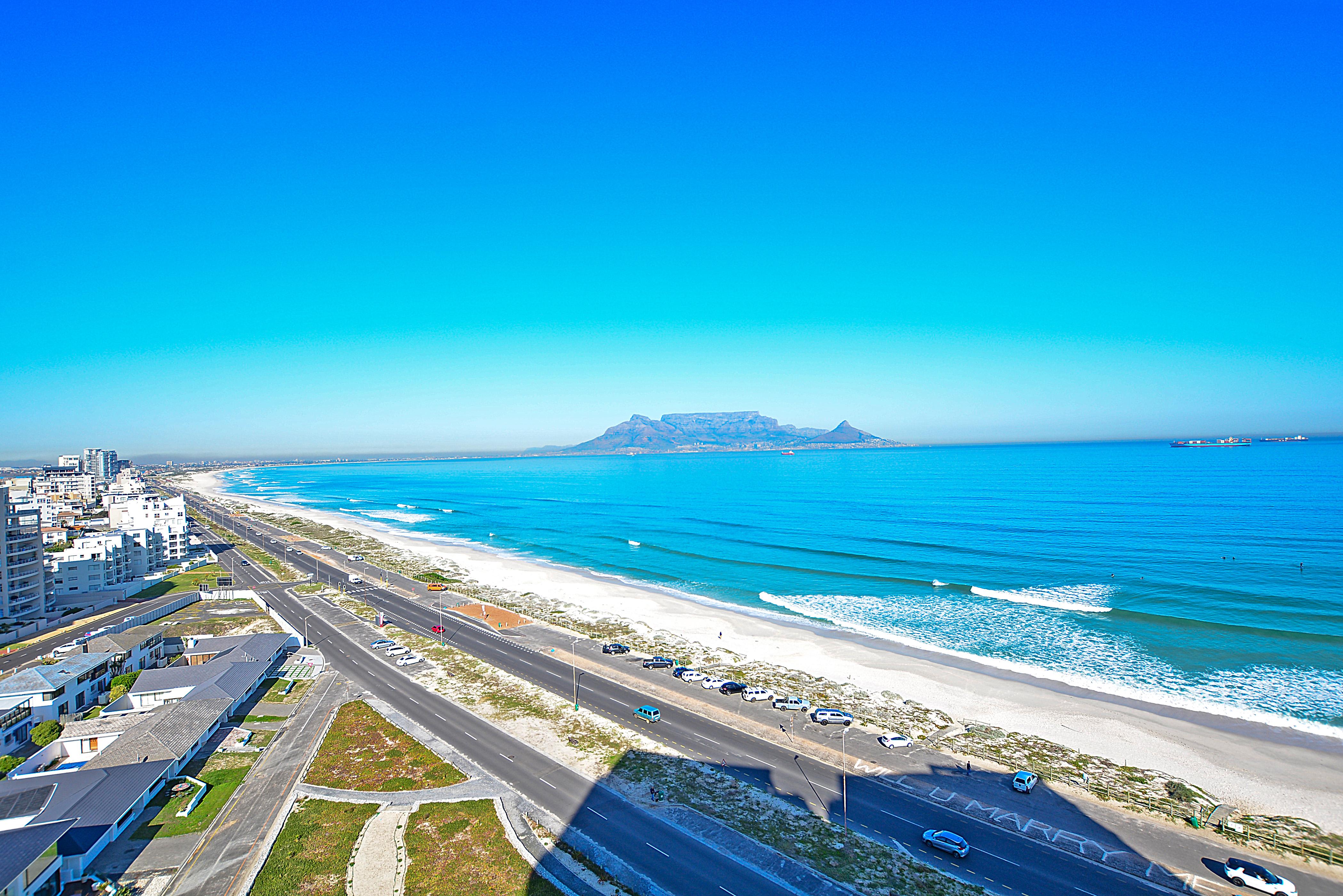 Blaauwberg Beach Hotel Bloubergstrand Eksteriør billede