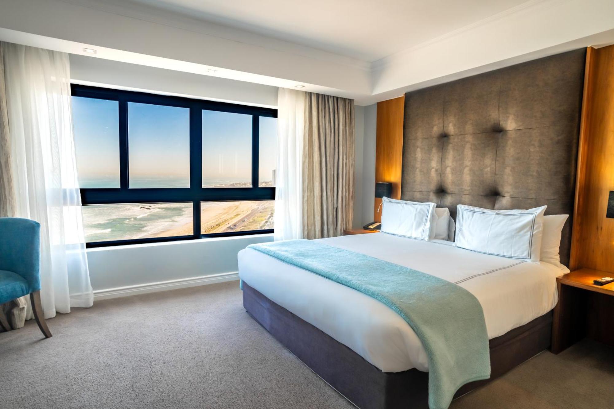 Blaauwberg Beach Hotel Bloubergstrand Eksteriør billede